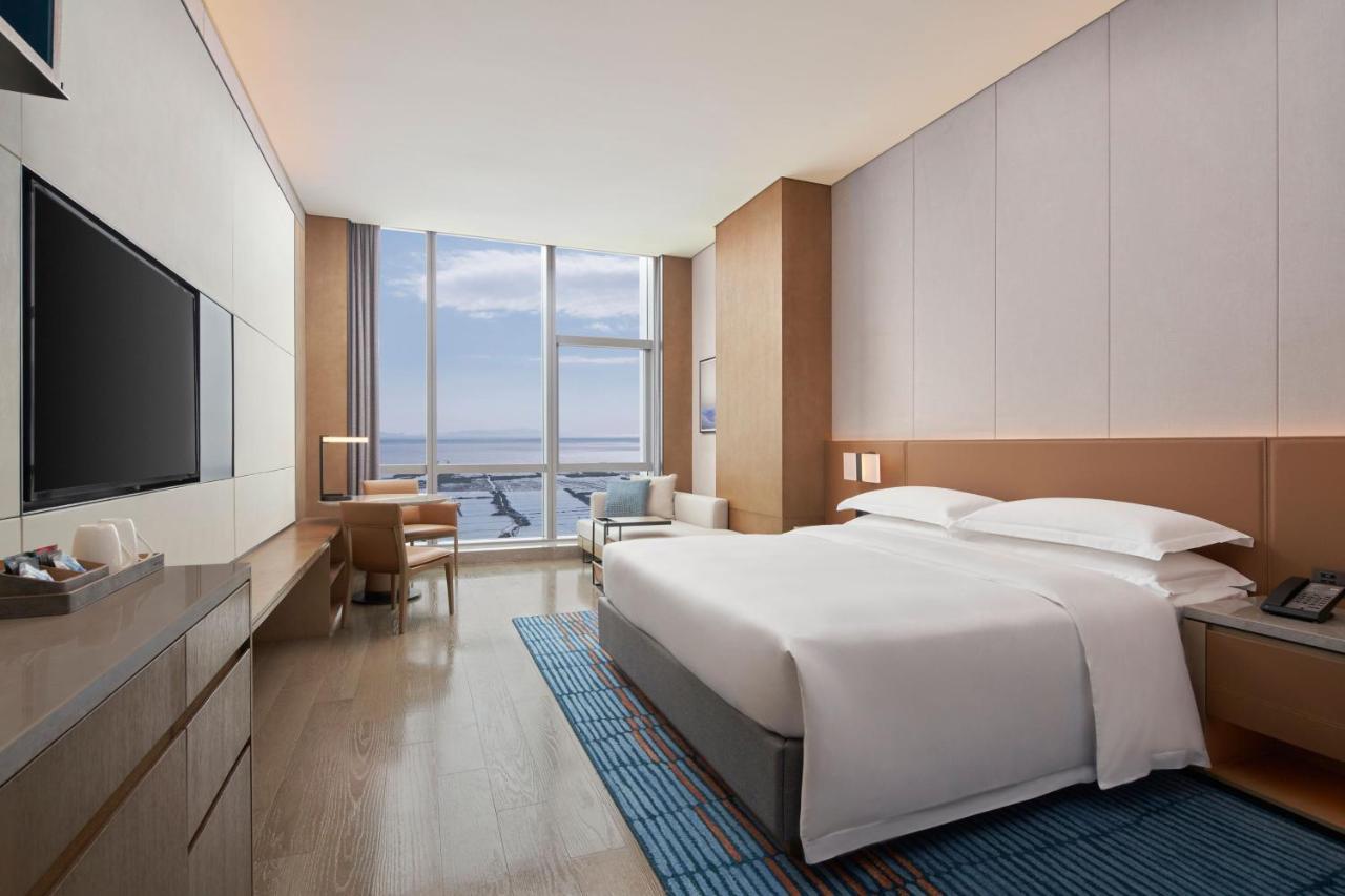 Отель Courtyard By Marriott Wenzhou Yueqing Экстерьер фото